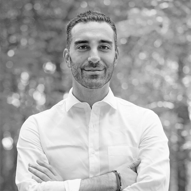 Luego de que autoridades capitalinas confirmaron su detención, el exsubsecretario de Turismo en el gobierno de AMLO, Simón Levy, compartió un mensaje en sus redes sociales. Simón Levy