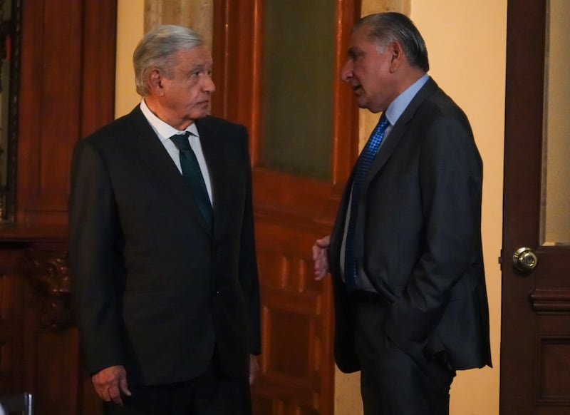 AMLO y Adán Augusto López
