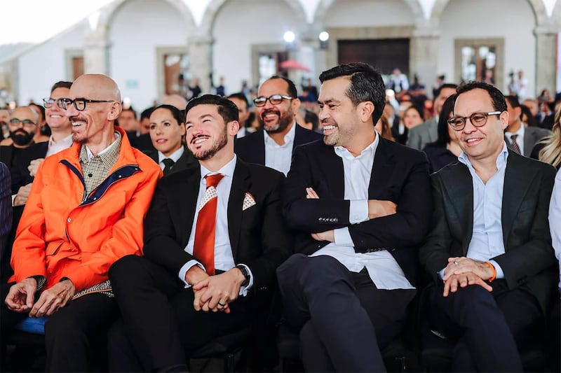 El exlíder nacional de Movimiento Ciudadano, Dante Delgado, se presentó al primer informe de Pablo Lemus en Jalisco y señaló que “se siente bien”. Dante Delgado
