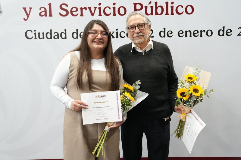 En una ceremonia realizada en el auditorio de la Secretaría de Energía (SENER), la titular de la dependencia, Luz Elena González Escobar, encabezó la Entrega de Reconocimientos a la Integridad y al Servicio Público 2025 Galardonados Energia