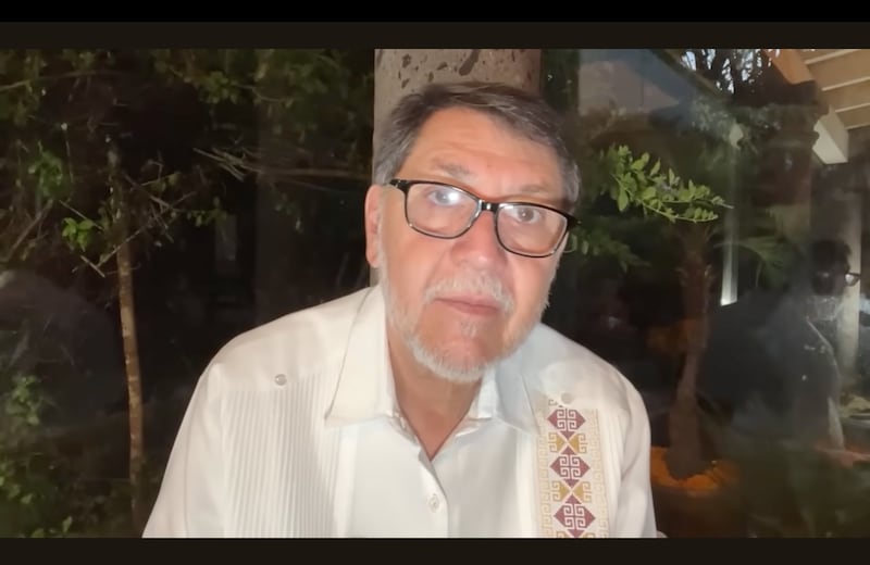 Transmisión de Gerardo Fernández Noroña en redes sociales