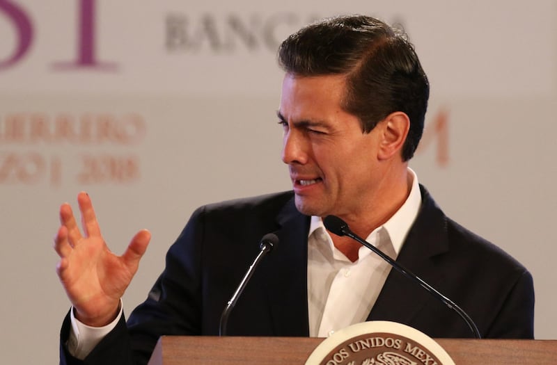 pena-nieto-reaparece