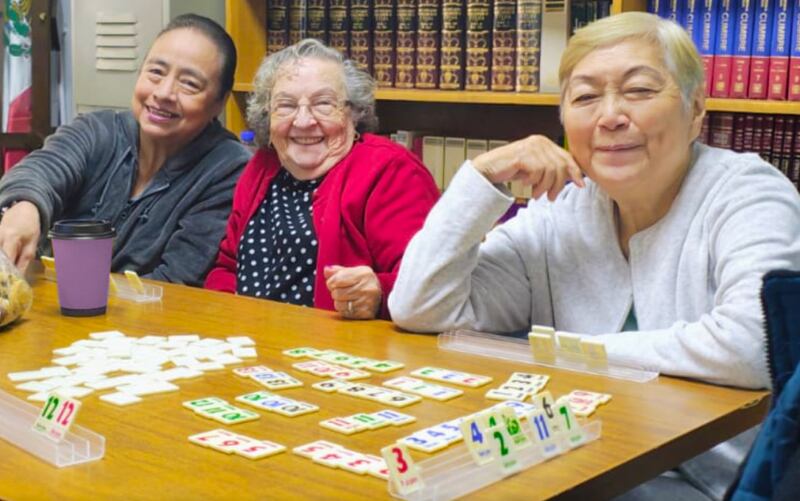 adultos-mayores-bingo