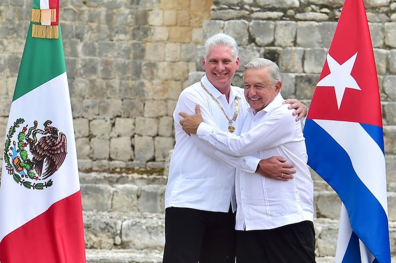 AMLO y Miguel Díaz-Canel