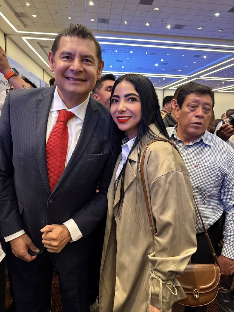 Anallely López y Alejandro Armenta