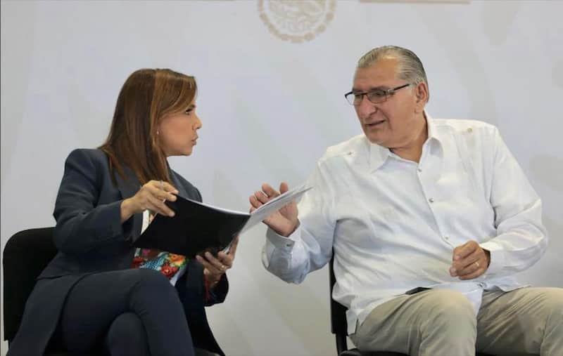 Mara Lezama y Adán Augusto López durante la conferencia matutina desde Chetumal, Quintana Roo Imagen promocional