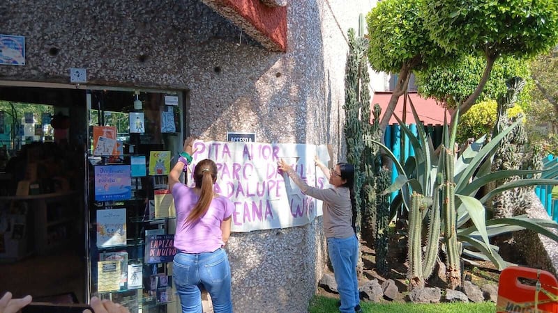 Sin descripción Protesta contra Paco Ignacio Taibo II
