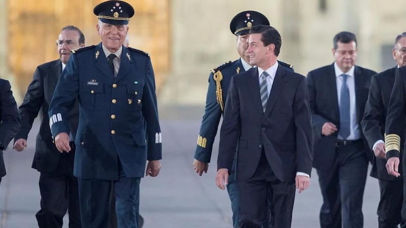 General Salvador Cienfuegos y el expresidente Enrique Peña Nieto