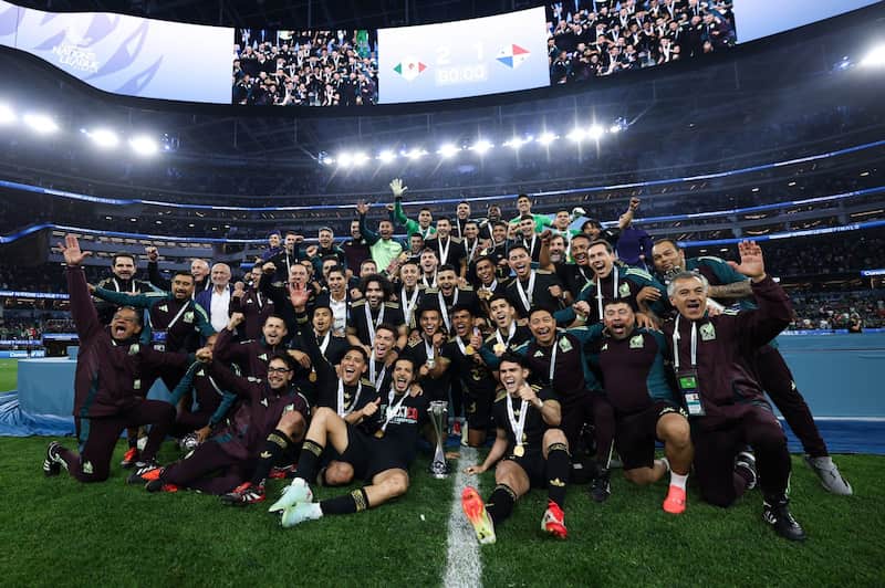 en la encuesta se detalla cómo la gente verá el mundial en 2026 la selección mexicana de futbol tras ganar un partido