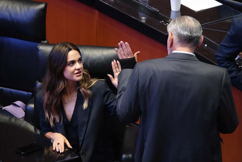 Adán Augusto con Andrea Chávez