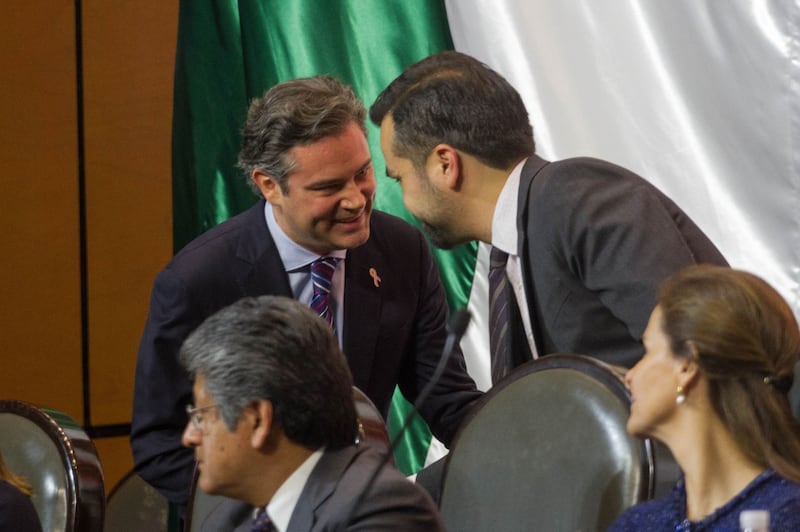 Máynez y Nuño