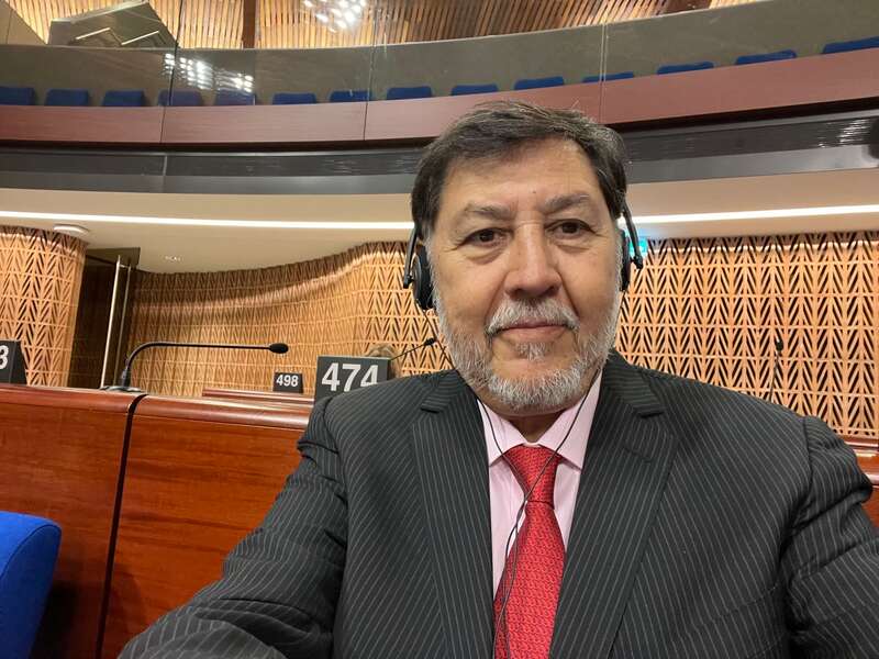 Gerardo Fernández Noroña durante su discurso en el Parlamento Europeo Gerardo Fernández Noroña durante su discurso en el Parlamento Europeo