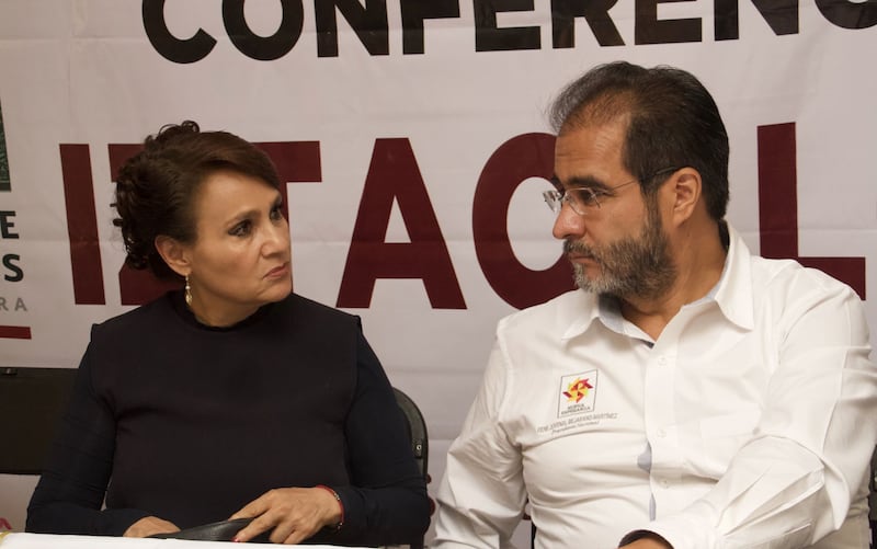 Dolores y René Bejarano