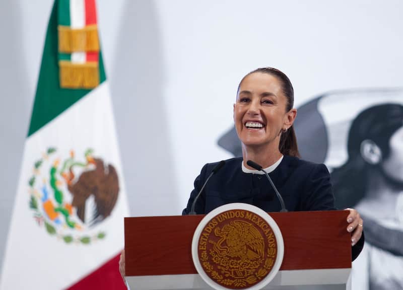 Claudia Sheinbaum Pardo, presidenta de México, celebra el Día de la Niña y el Niño durante su conferencia en Palacio Nacional. Claudia Sheinbaum Pardo, presidenta de México, sonríe durante su conferencia en Palacio Nacional.
