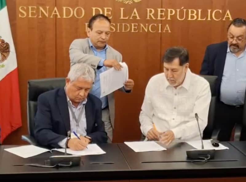 Un ciudadano le ofreció disculpas a Gerardo Fernández Noroña tras agresión en el AICM. Un ciudadano le ofreció disculpas a Gerardo Fernández Noroña tras agresión en el AICM.
