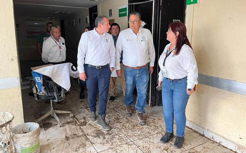 El Instituto Mexicano del Seguro Social implementó un operativo integral ante las afectaciones por la tormenta tropical Raymond en el Golfo de México. Imagen del IMSS