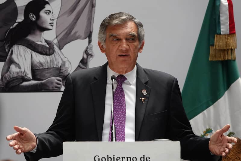 El gobernador aseguró que no ha sido notificado sobre alguna medida consular El gobernador de Tamaulipas, Américo Villarreal en conferencia de prensa