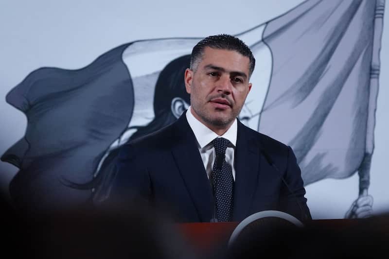 El secretario de seguridad comparece hoy ante el Senado de la República El secretario de seguridad en una conferencia matutina