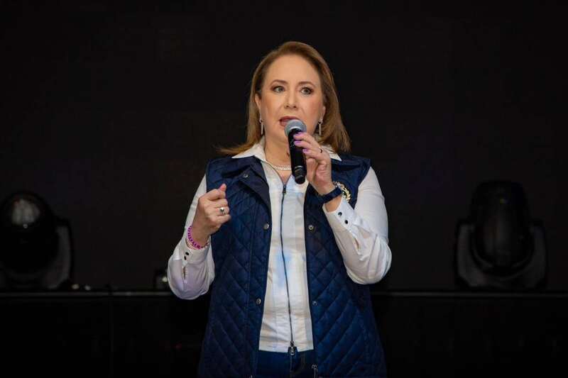 Ministra Yasmín Esquivel se reúne con jóvenes Ministra Yasmín Esquivel se reúne con jóvenes