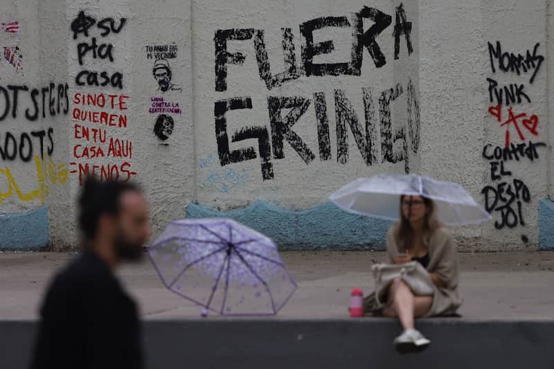 Ciudadanos convocaron a una segunda marcha contra la gentrificación Pintas realizadas durante la marcha contra la gentrificación
