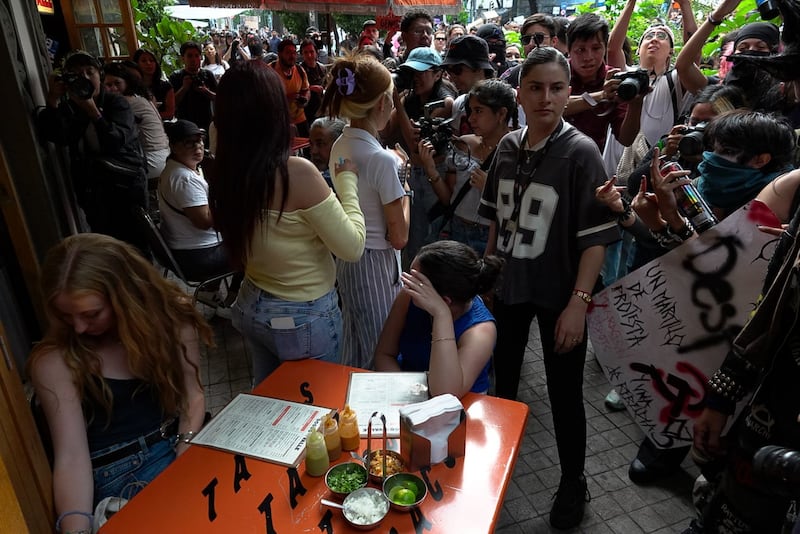Marcha contra la gentrificación en la CDMX