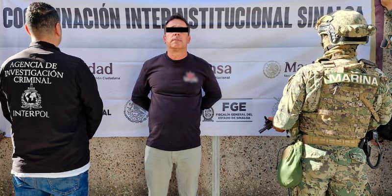 Detienen a miembro del Cártel de Sinaloa El hombre detenido con elementos de seguridad