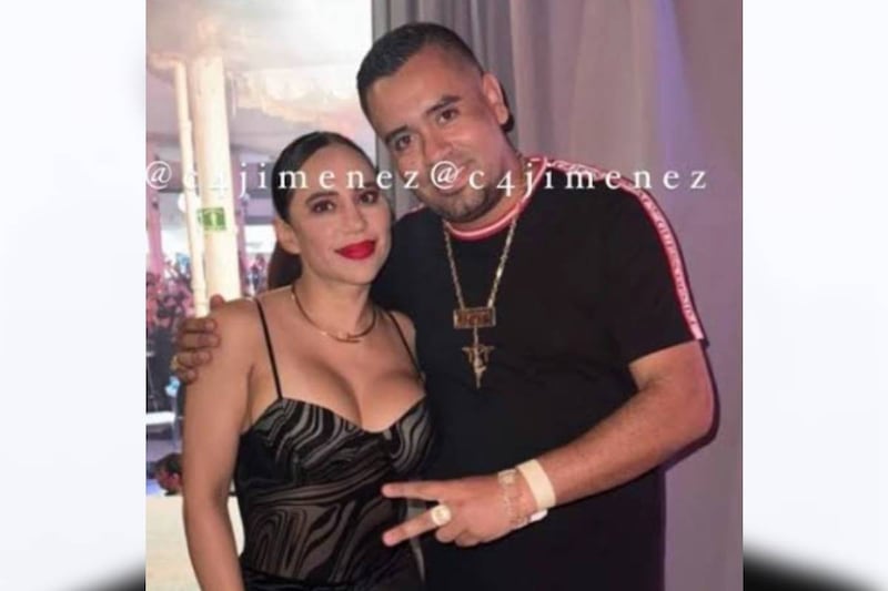 Sandra Cuevas y el Choko