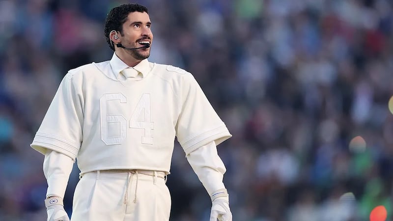 La estrella de música urbana, Bad Bunny, se presentó en el medio tiempo del Super Bowl de este 2026. Bad Bunny