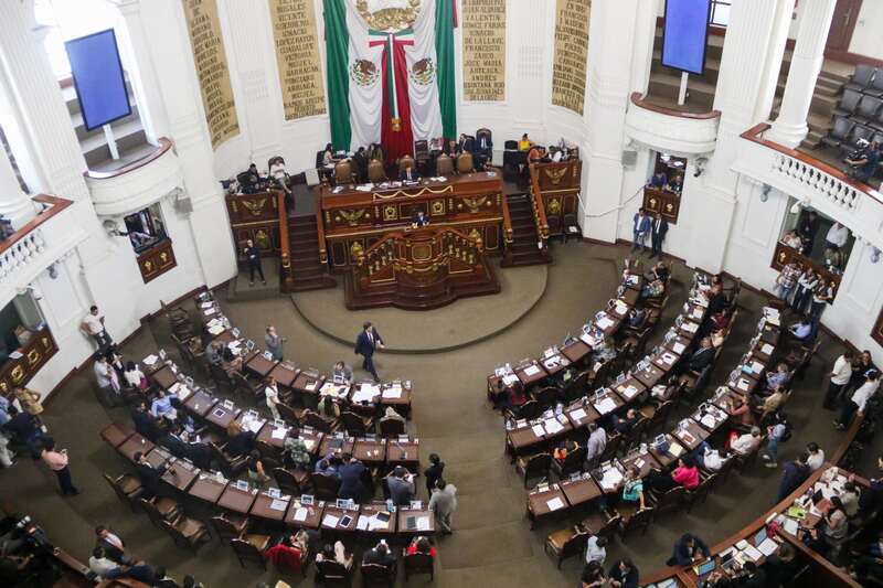 Diputados de la Legislación pasada en la CDMX se autoregalaron 3 millones de pesos por "apoyo fin de Legislatura" Sesión en el Congreso de la Ciudad de México, en el recinto legislativo de la Capital.