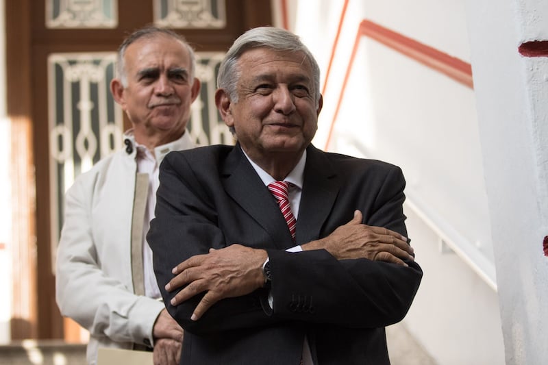 AMLO casa transición