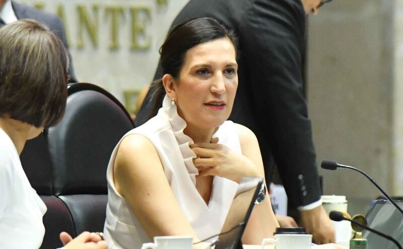 Kenia López Rabadán