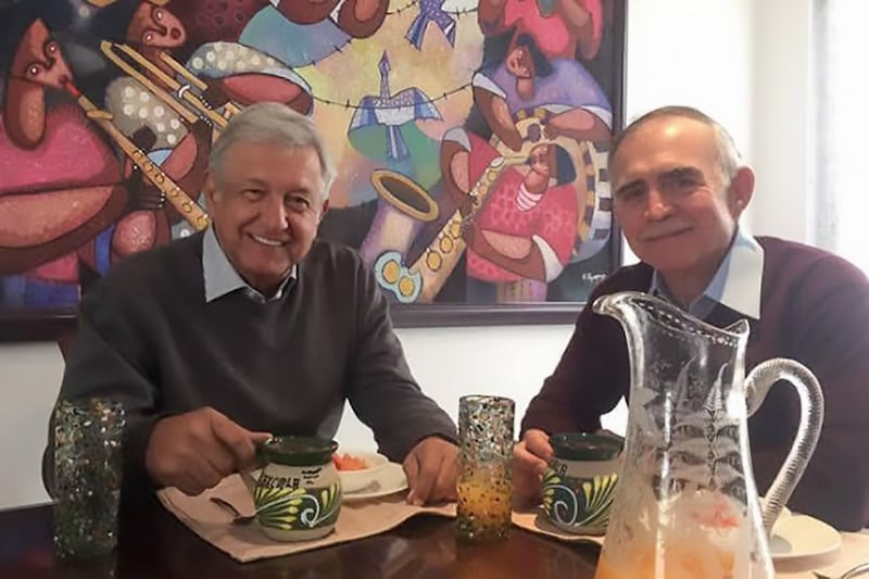 AMLO y Alfonso Romo