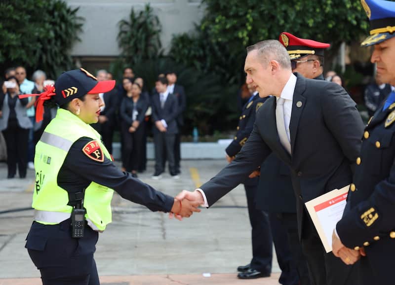Adrián Rubalcava, director SCT Metro, participa en ceremonia de reconocimiento Adrián Rubalcava, director SCT Metro, participa en ceremonia de reconocimiento a elementos del Metro