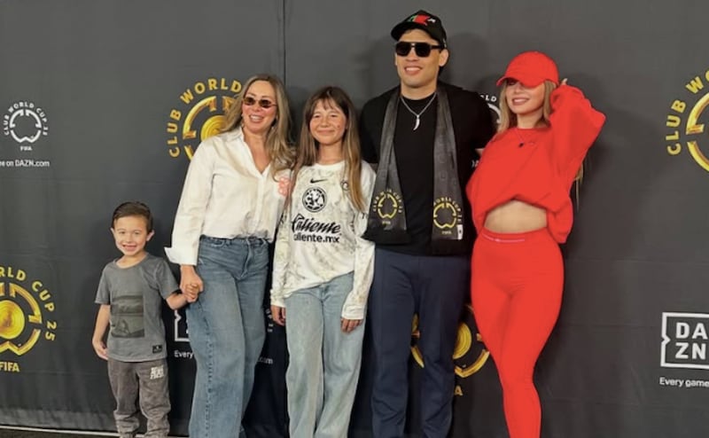 Frida Muñoz, Julio César Chávez Jr y familia
