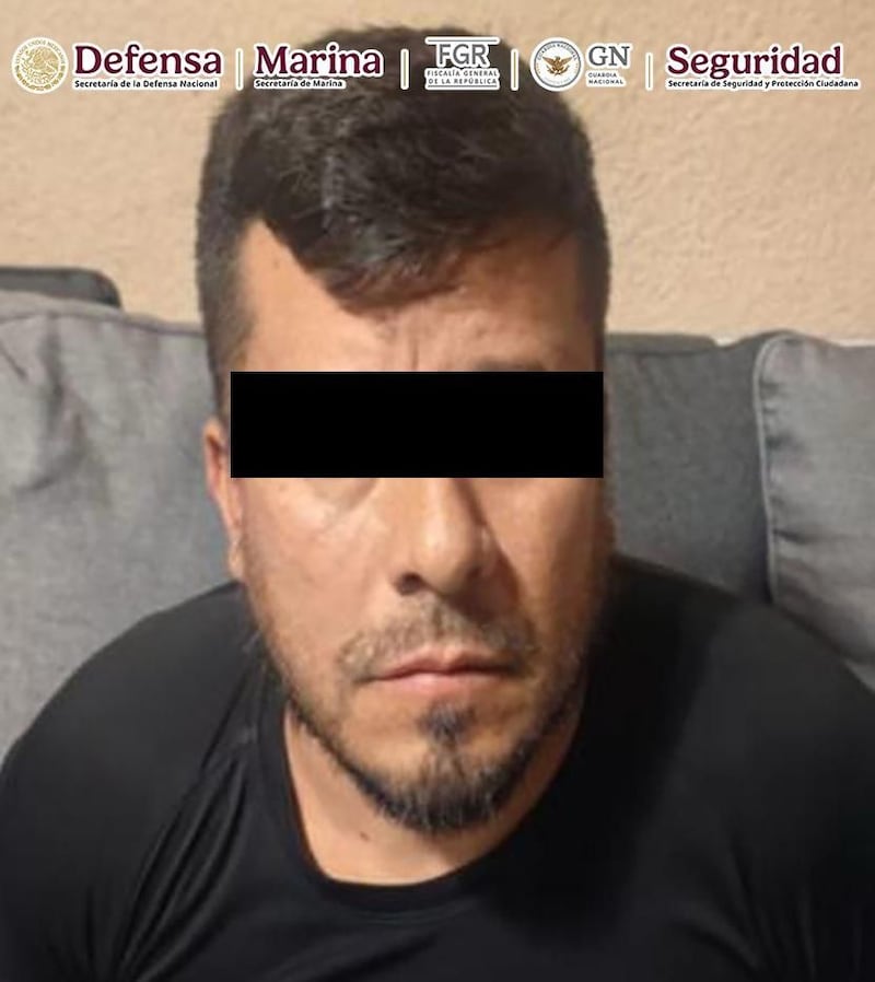 Expolicía detenido en Puebla