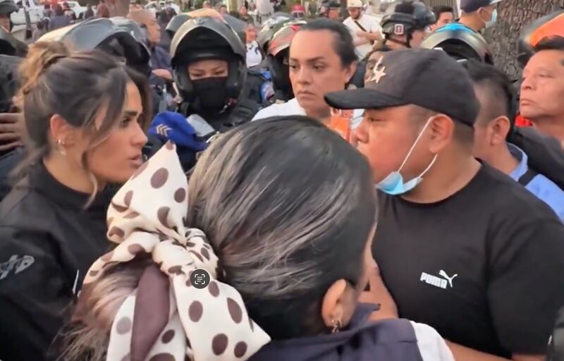 La alcaldesa de Cuauhtémoc, Alessandra Rojo de la Vega denunció ante la FGJ una agresión física La alcaldesa de Cuauhtémoc, Alessandra Rojo de la Vega denunció ante la FGJ una agresión física