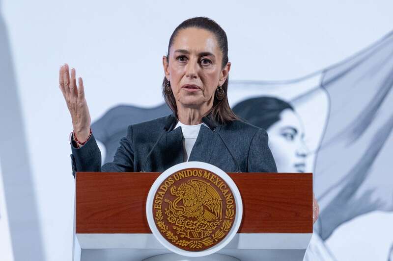 La presidenta Claudia Sheinbaum respondió a las medidas arancelarias de Donald Trump. Claudia Sheinbaum, Presidenta de México, aseguro que se ha reducido el tráfico de fentanilo de México hacia Estados Unidos, esto como parte de los esfuerzos del gobierno mexicano para evitar la aplicación de aranceles del gobierno estadounidense a las exportaciones mexicanas, durante la conferencia del pueblo.