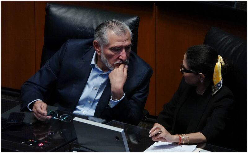 Legisladores de MC con Adán Augusto López