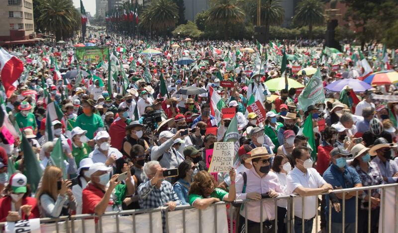 Simpatizantes de FRENAAA