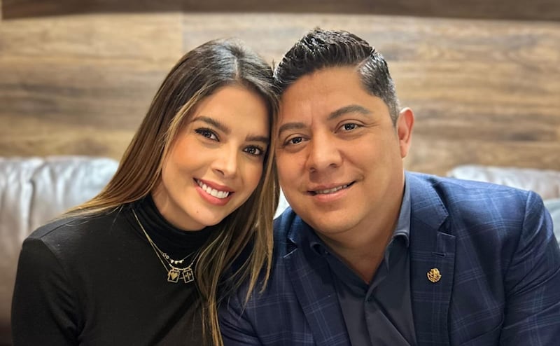 Ricardo Gallardo y Ruth González Silva Ricardo Gallardo y Ruth González Silva