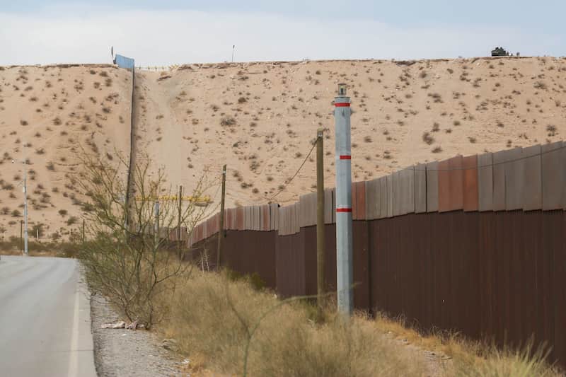 Estados Unidos podría imponer multas a quienes crucen de manera ilegal Frontera entre México y Estados Unidos