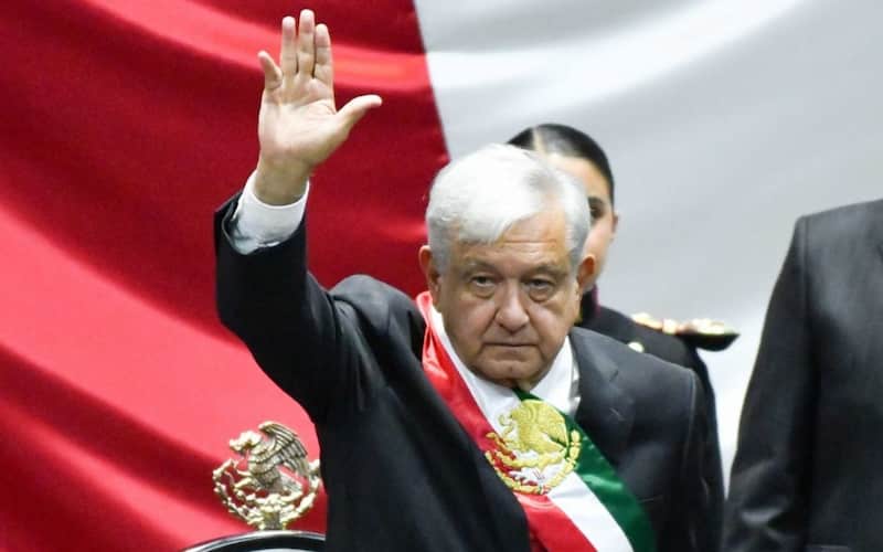 El expresidente ha sido acusado de tener nexos con el narco por sus políticas El expresidente AMLO en la toma de protesta de Sheinbaum