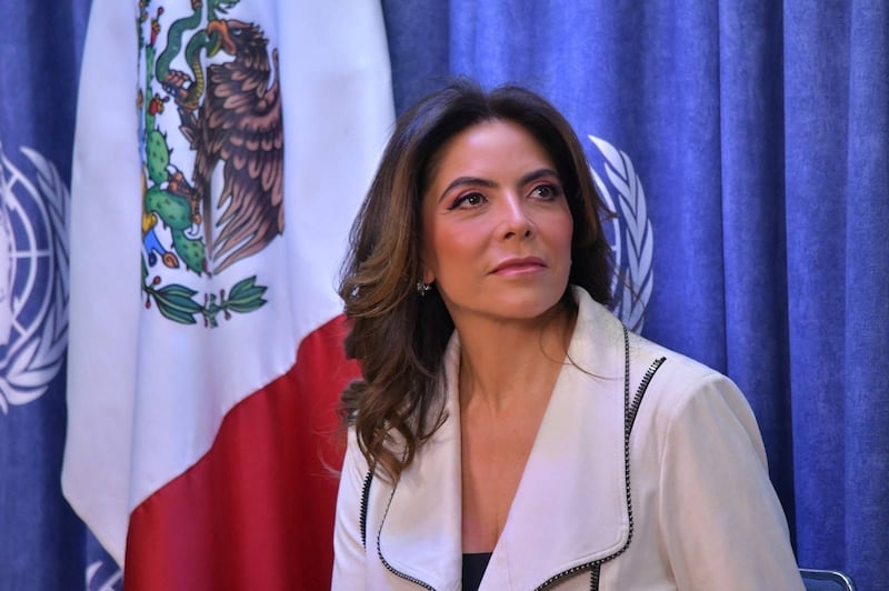 OLIVIA SALOMÓN
