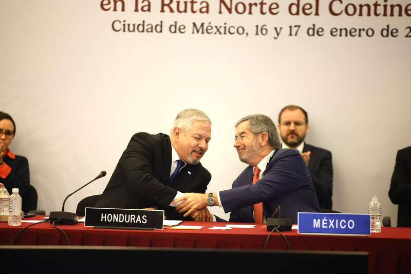 Juan Ramón de la Fuente encabeza reunión de México y cancilleres de Latinoamérica Juan Ramón de la Fuente encabeza reunión de México y cancilleres de Latinoamérica