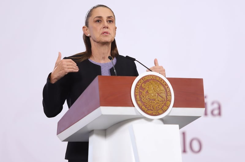 CIUDAD DE MÉXICO, 29ENERO2026.- Claudia Sheinbaum, presidenta de México, anunció que sostuvo una llamada con el presidente de Estados Unidos, Donald Trump, esto previo a la próxima revisión del TMEC junto a Canadá. FOTO: DANIEL AUGUSTO/ CUARTOSCURO.COM Claudia Sheinbaum
