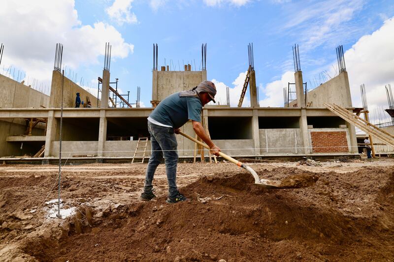 Supervisión de la construcción de la secundaria Valle Alto en SInaloa