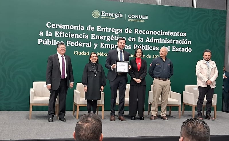 Entrega de Reconocimientos a la Eficiencia Energética Entrega de Reconocimientos a la Eficiencia Energética