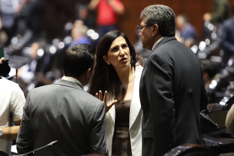 La presidenta de la Cámara de Diputados, Kenia López Rabadán señaló que las sesiones ahora serán presenciales Kenia López Rabadán