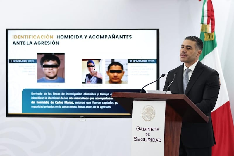 Omar García Harfuch, titular de la SSPC, en conferencia de prensa Homicidas Carlos Manzo