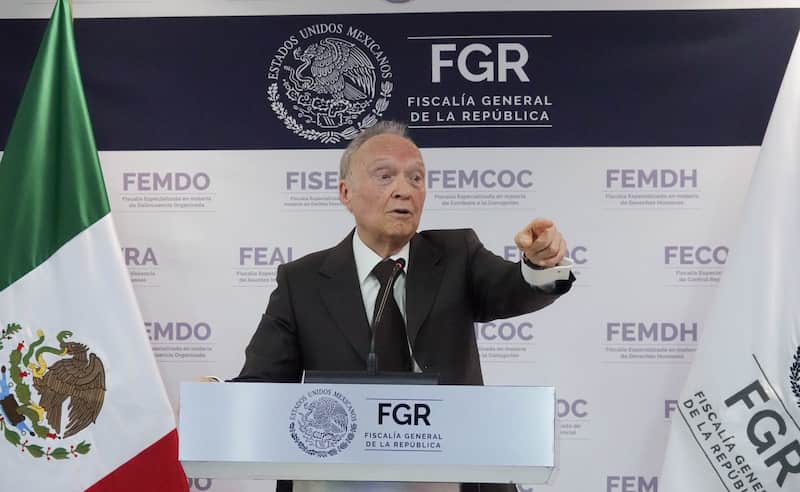 El fiscal General de la República Alejandro Gertz Manero declaró que sí hubo hallazgo de restos humanos pero que no hay pruebas aún de actos crematorios o de incineración. Conferencia de prensa de la FGR.